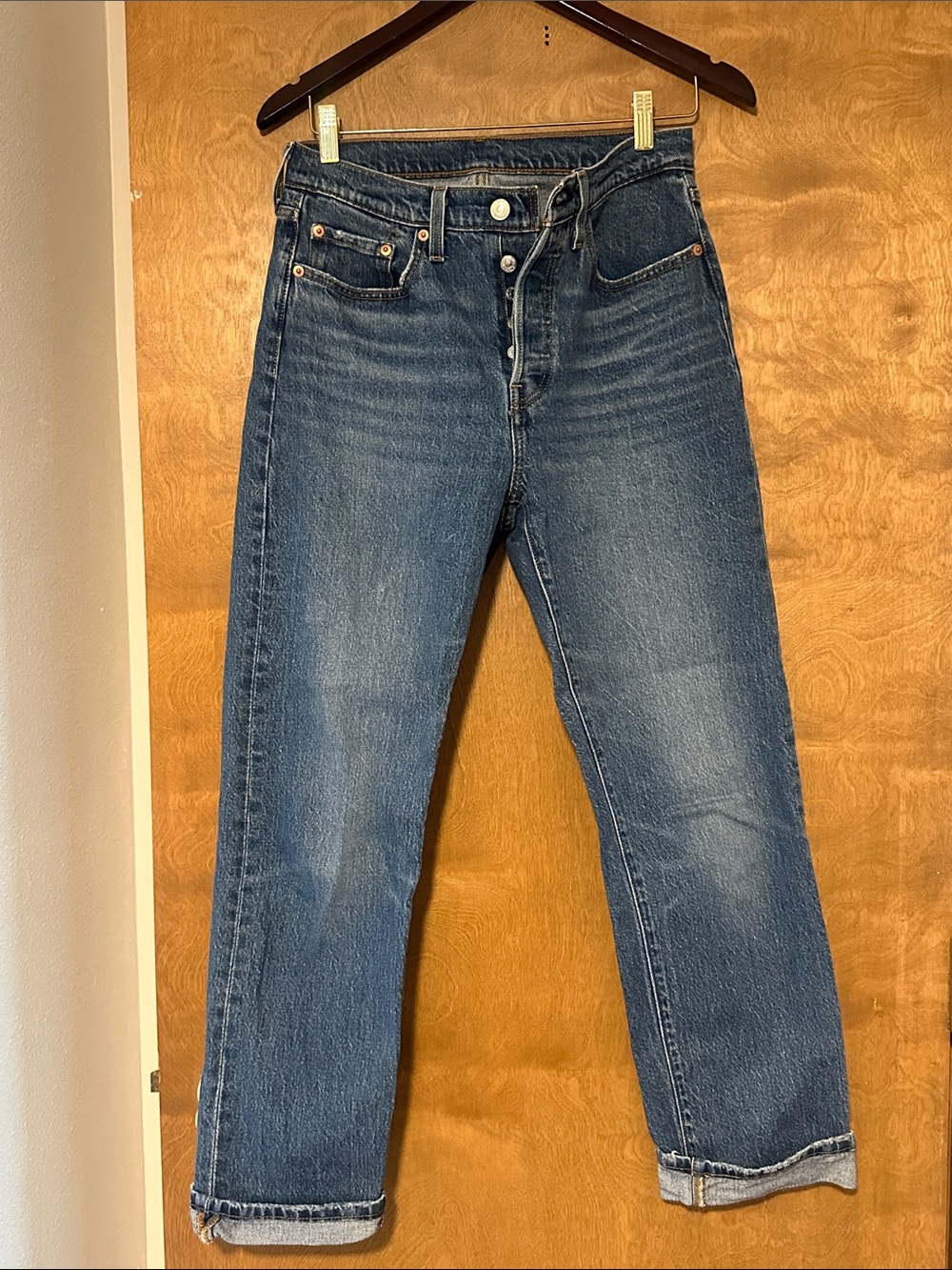 Levi's Women's Boyfriend Jeans in Medium Blue Wash